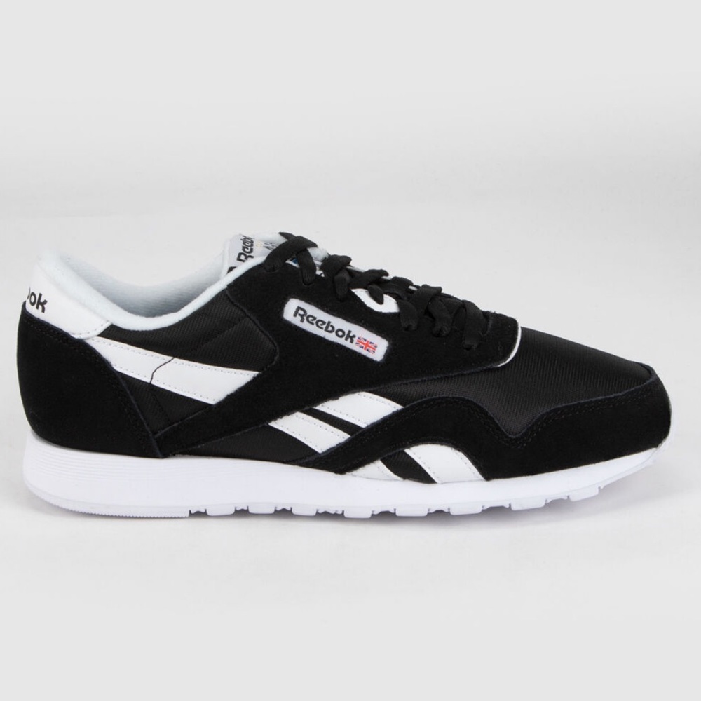 REEBOK Classic Nylon Sneakers Women’s size 10